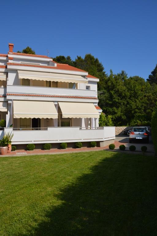 Apartment Natasa Palit Exterior foto